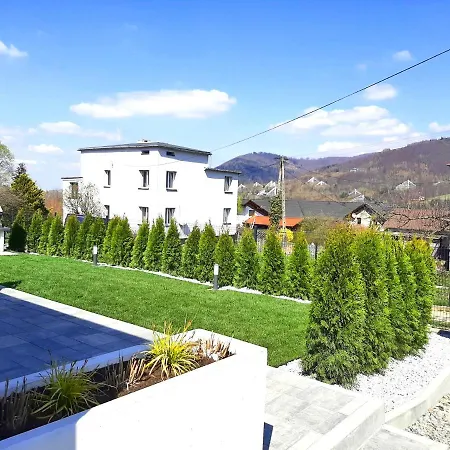 W Gorach 4 Seasons 아파트 *