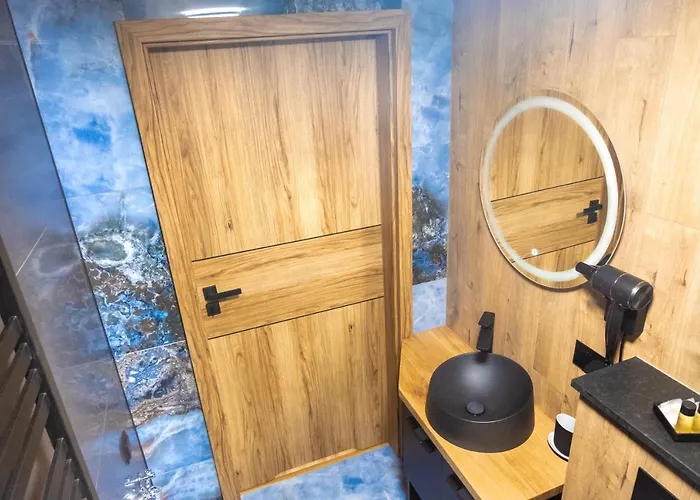 شقة Domki W Gorach Z Prywatnym Spa - 4 Seasons Lodges Ustron - Domek A *